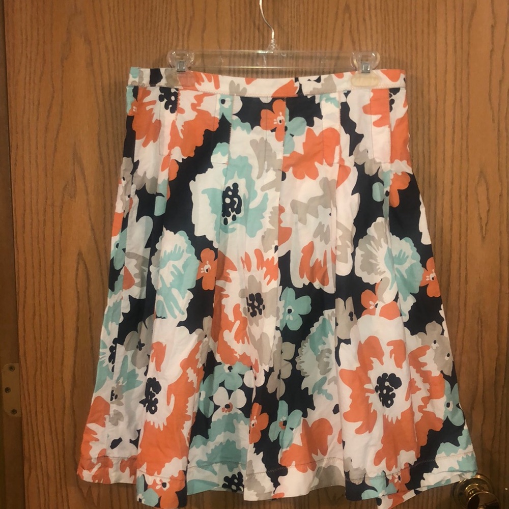 Beautiful Floral Skirt!